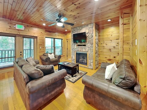 Big Sky Lodge II House in Gatlinburg