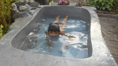 Day, Garden, On site, Garden view, Pool view, Swimming pool, Family