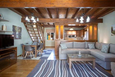 Living room, Photo of the whole room, Seating area