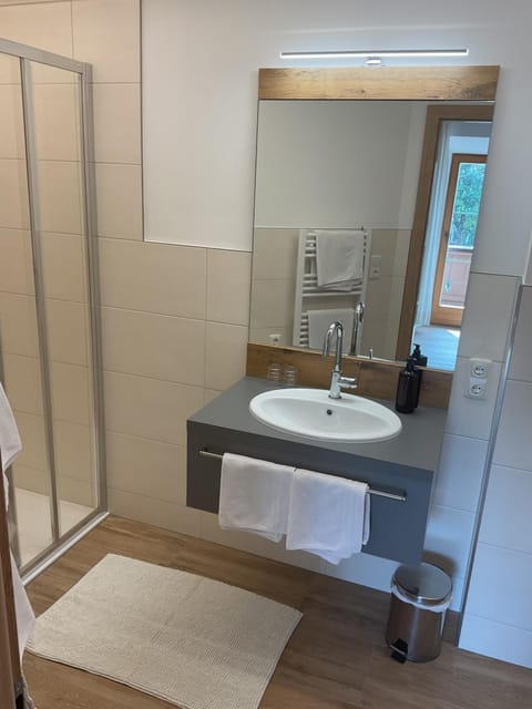 Landgasthof Dorfstadl Inn in Salzburgerland