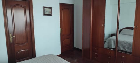 Piso muy Grande Apartment in O Morrazo