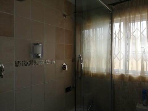 Shower, Bathroom, Bath