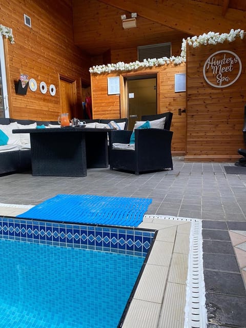 Fitness centre/facilities, Swimming pool