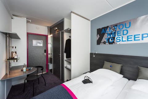 Bed, Coffee/tea facilities, Bedroom, internet