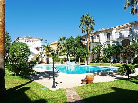 Garden, Swimming pool, Swimming pool