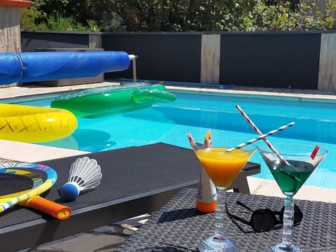 Property building, Swimming pool