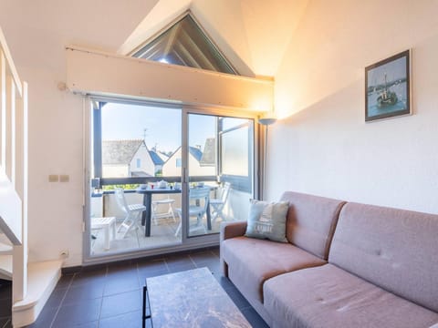 Carnac : Duplex 3 Pièces, Balcon, Animaux Admis, Parking - FR-1-477-73 Apartment in Carnac