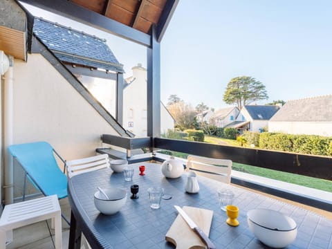 Carnac : Duplex 3 Pièces, Balcon, Animaux Admis, Parking - FR-1-477-73 Apartment in Carnac