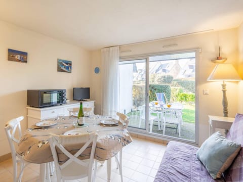 Appartement à 200m de la Plage de Légenèse à Carnac - 2 pièces, 4 pers, terrasse jardin, parking inclus - FR-1-477-143 Apartment in Carnac