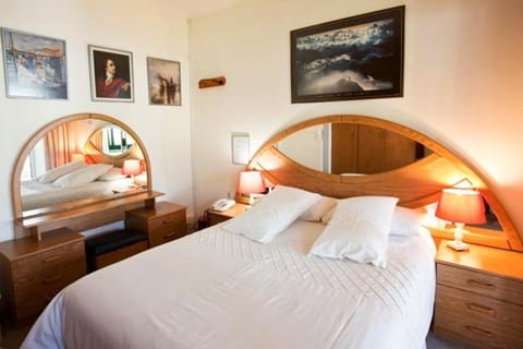 Annette Guesthouse Bed and Breakfast in Cape Town