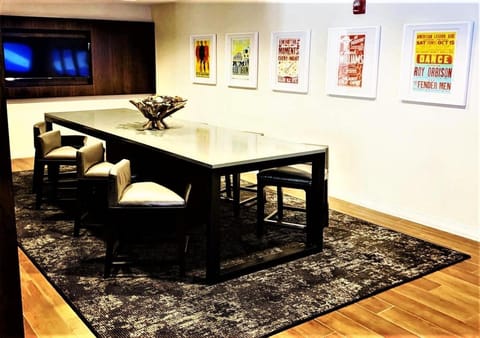 Property building, Communal lounge/ TV room