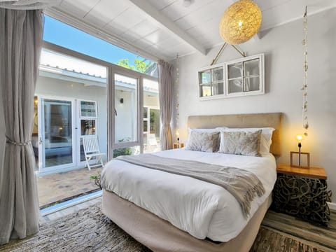 Salt Boutique Guest House Bed and Breakfast in Cape Town