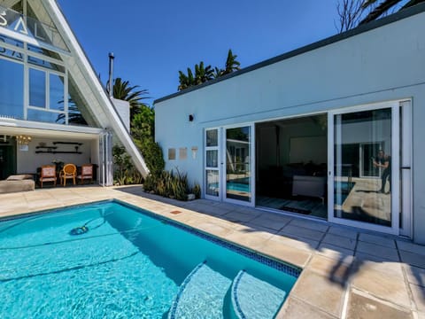 Salt Boutique Guest House Bed and Breakfast in Cape Town