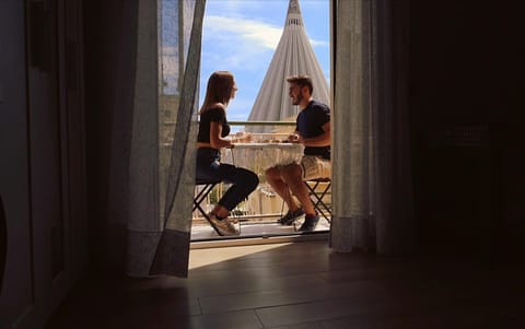 Bird's eye view, View (from property/room), View (from property/room), Balcony/Terrace, City view, City view, Sunrise