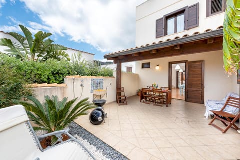Balcony/Terrace, Garden view