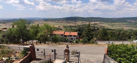 CASA ALLE COSTE camere con vista Bed and Breakfast in Massa Marittima