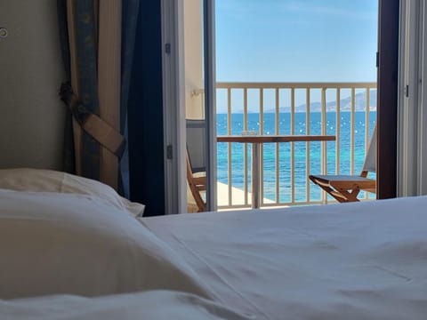 Bedroom, Sea view