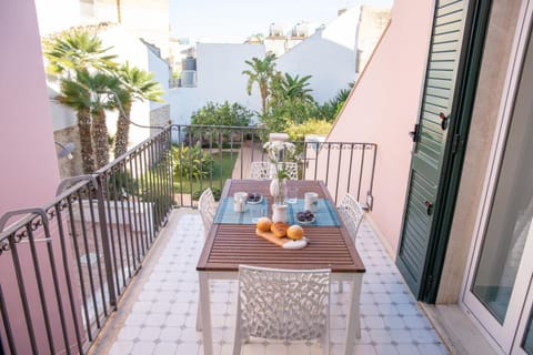 Balcony/Terrace, Balcony/Terrace