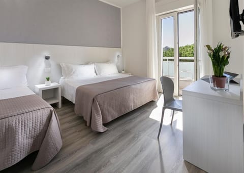 Balcony/Terrace, Photo of the whole room, Bedroom