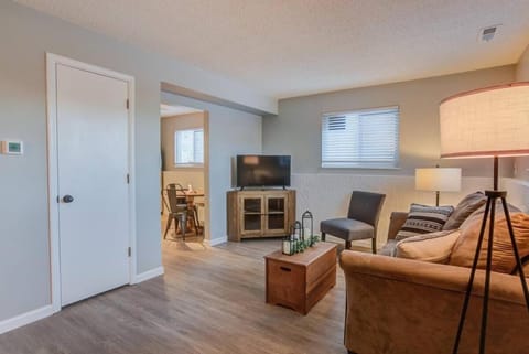 Romantic Getaway Base of Mountains Parks & Trails House in Old Colorado City