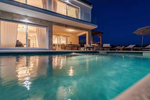 Villa Olea, luxury retreat with nature blend Villa in Novalja