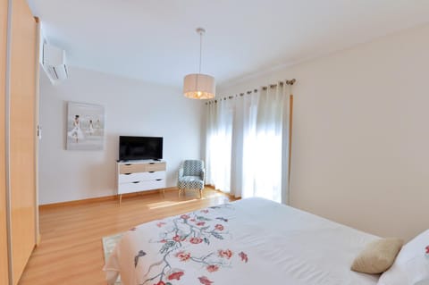 TV and multimedia, Bedroom