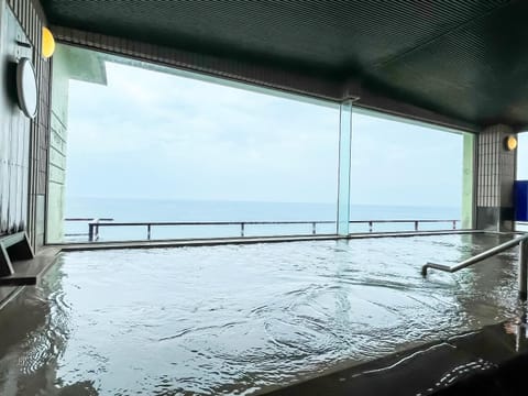 Sea view, Public Bath
