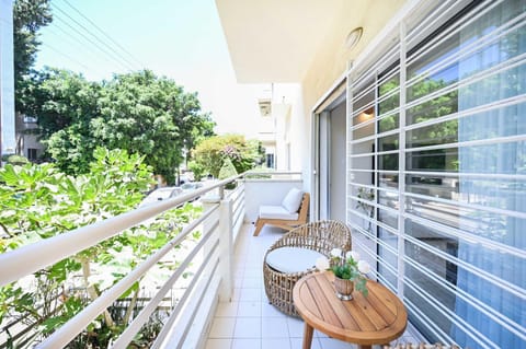 Property building, Balcony/Terrace