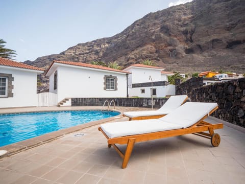 Bungalows Los Roques de Salmor Villa in El Hierro
