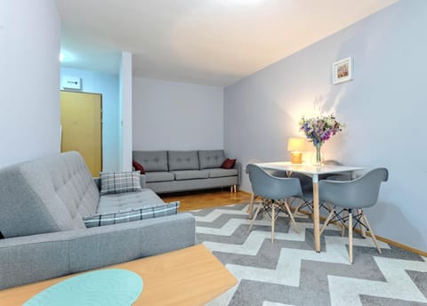 Living room, Bedroom