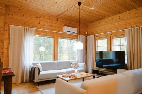 Matilda Villas, quality villas by the sea in the beautiful village of Mathildedal Chalet in Uusimaa