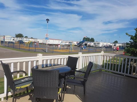 Dees Caravan Lettings Kingfisher Elm 481 House in Ingoldmells