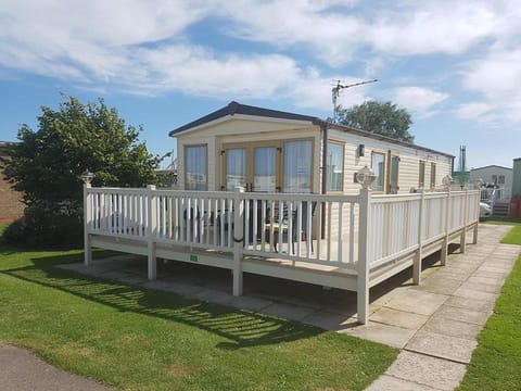 Dees Caravan Lettings Kingfisher Elm 481 House in Ingoldmells
