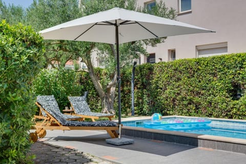 Petra in Bibinje - Haus für 6-8 Personen Villa in Šibenik-Knin County, Croatia