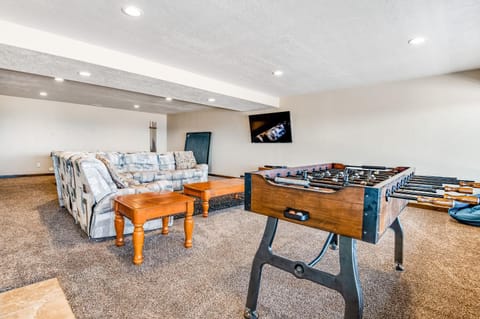 Heider Cabin Cabin in Garden City