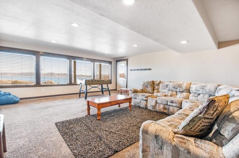 Heider Cabin Cabin in Garden City