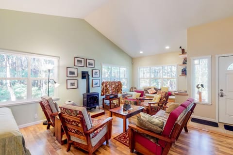 Pele Noe House in Volcano