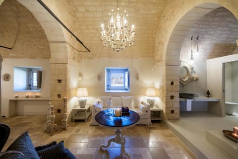 Living room, Photo of the whole room, Seating area