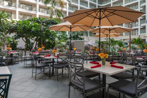 Lounge or bar, Breakfast