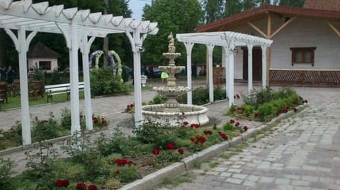 Property building, Day, Garden, Garden view