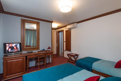 TV and multimedia, Photo of the whole room