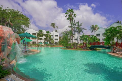 Natural landscape, Pool view, Swimming pool