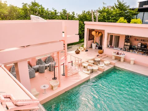 Property building, Swimming pool