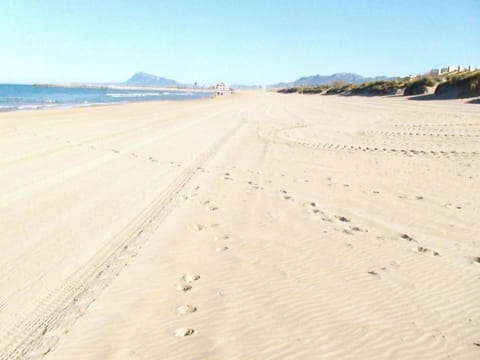 Casa a 85 metros playa 158 m dorm WIFI AA House in Safor