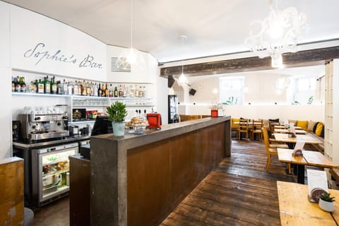 Lobby or reception, Lounge or bar