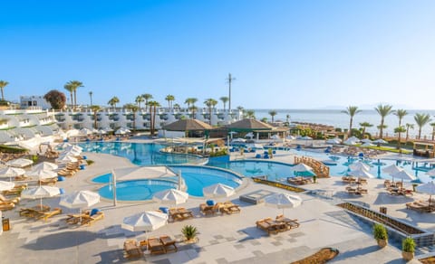 Natural landscape, Pool view, Sea view, Swimming pool