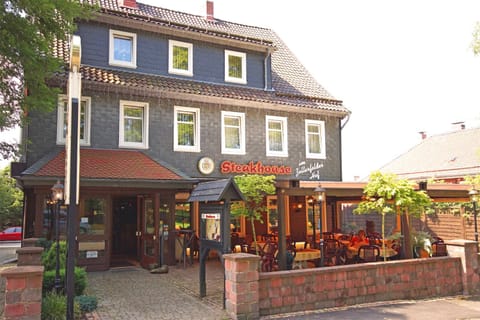 Restaurant/places to eat, Facade/entrance