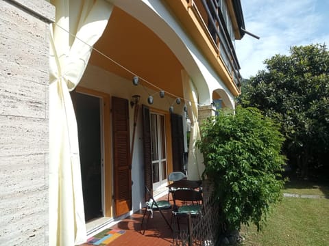 Timo & Rosmarino Apartment in Idro