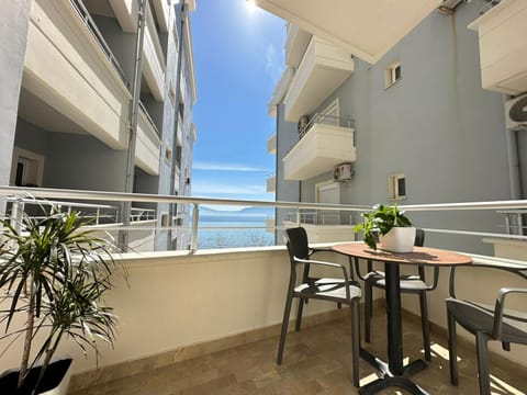 Balcony/Terrace, Dining area, Sea view