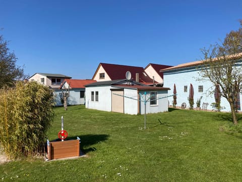 Property building, Garden, Garden view